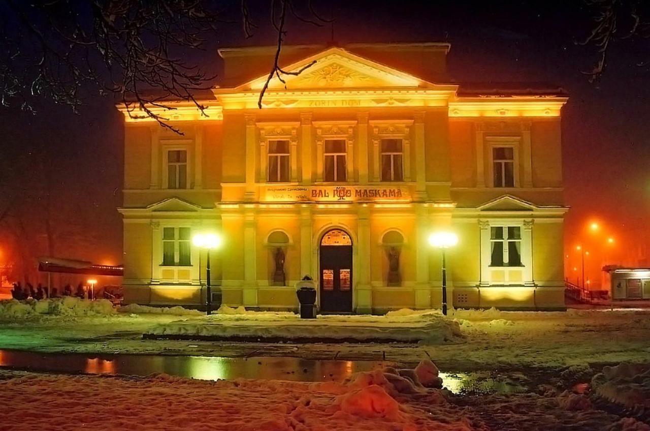 Apartman Malina Карловаць Екстер'єр фото